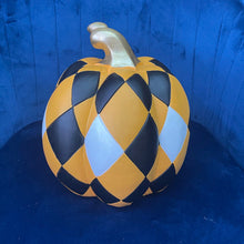 Load image into Gallery viewer, A6059, Striped Pumpkin 9inch (FSKU:2722859) @
